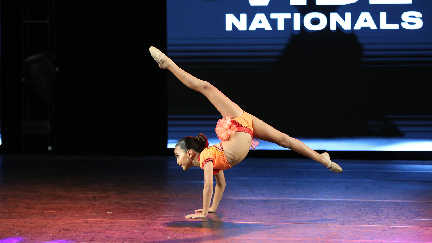 HOLLYWOOD VIBE NATIONALS ANAHEIM - MINI Dancer of the Year Sofia Cuevas PAVE School of the Arts